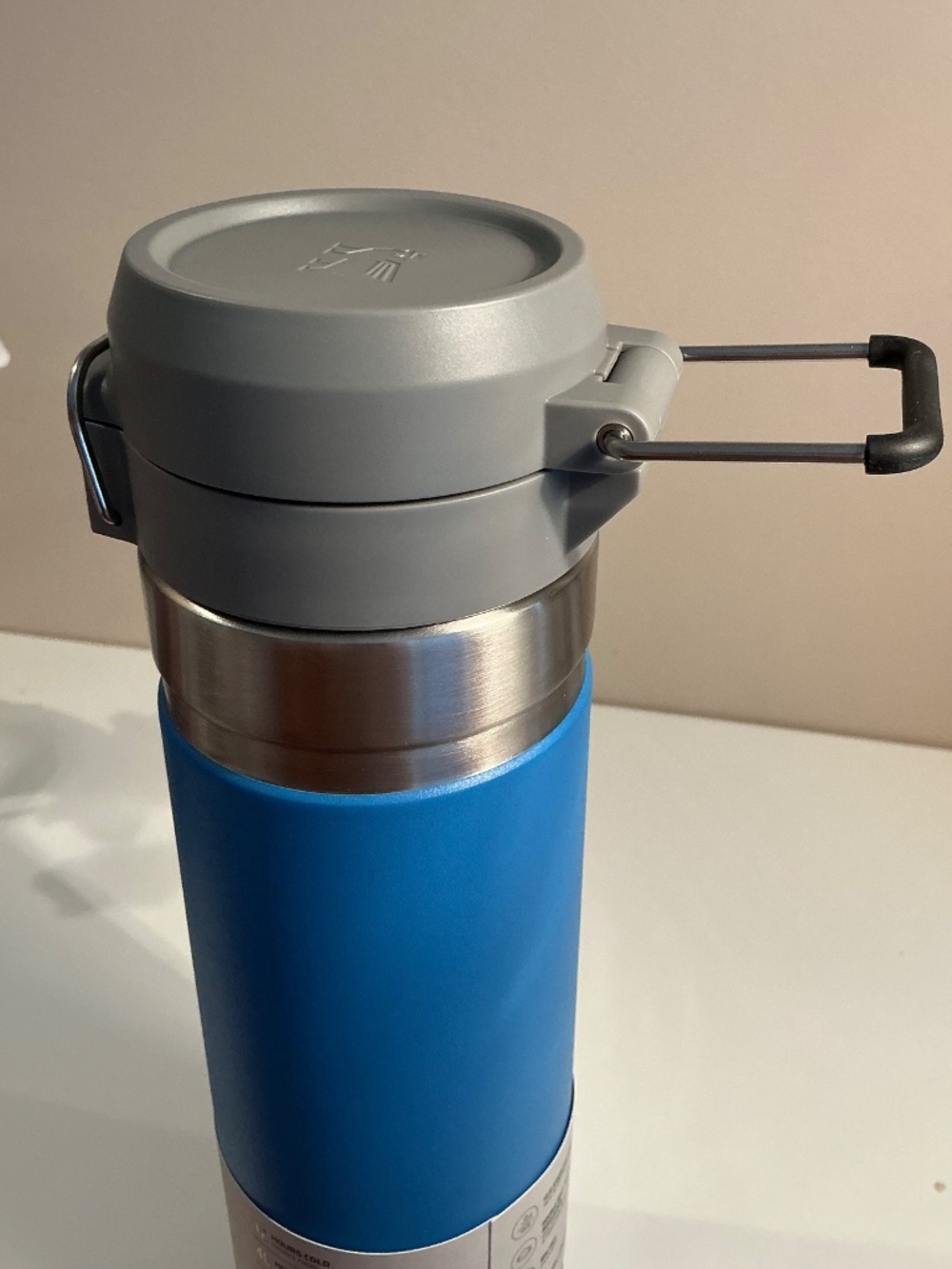 New Stanley Quick Flip Go Bottle 24 ounce Blue - Picture 5 of 6